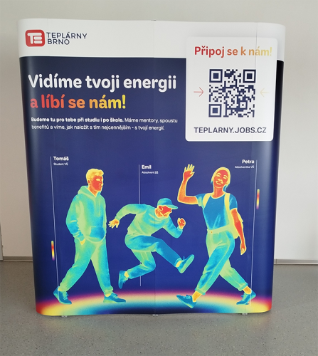 Popup stena referencia